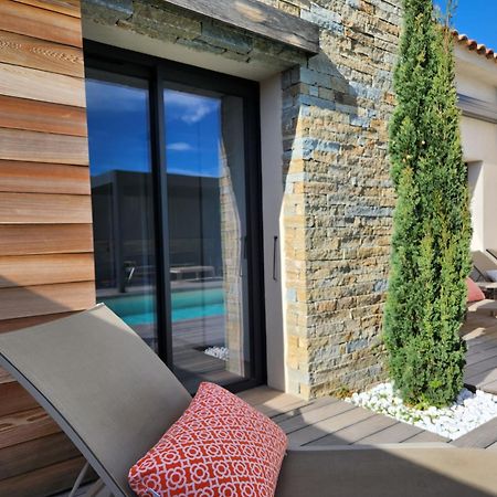 Villa Home Holiday A Cala Rossa Lecci Bagian luar foto