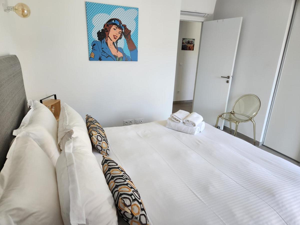 Villa Home Holiday A Cala Rossa Lecci Bagian luar foto